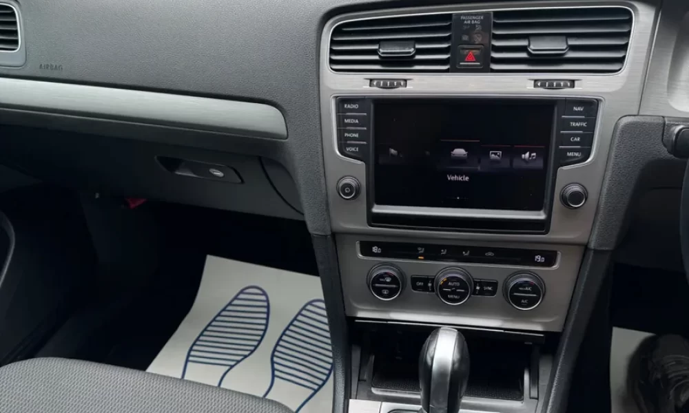 Volkswagen Golf Estate 1.2 Automatic