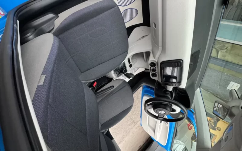 Volkswagen UP 1L Automatic11