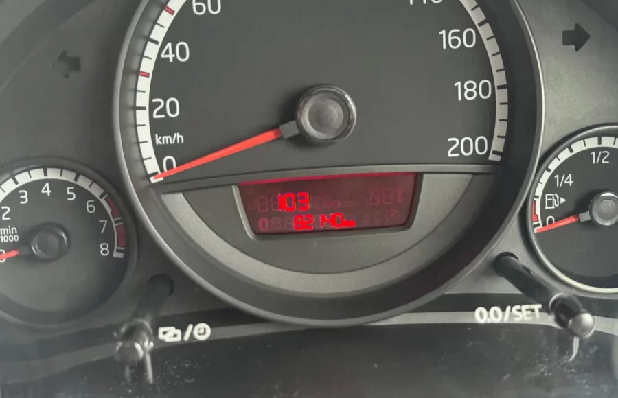 Volkswagen UP 1L Automatic14