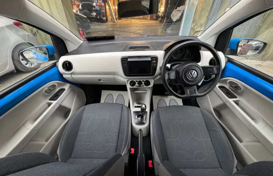 Volkswagen UP 1L Automatic15