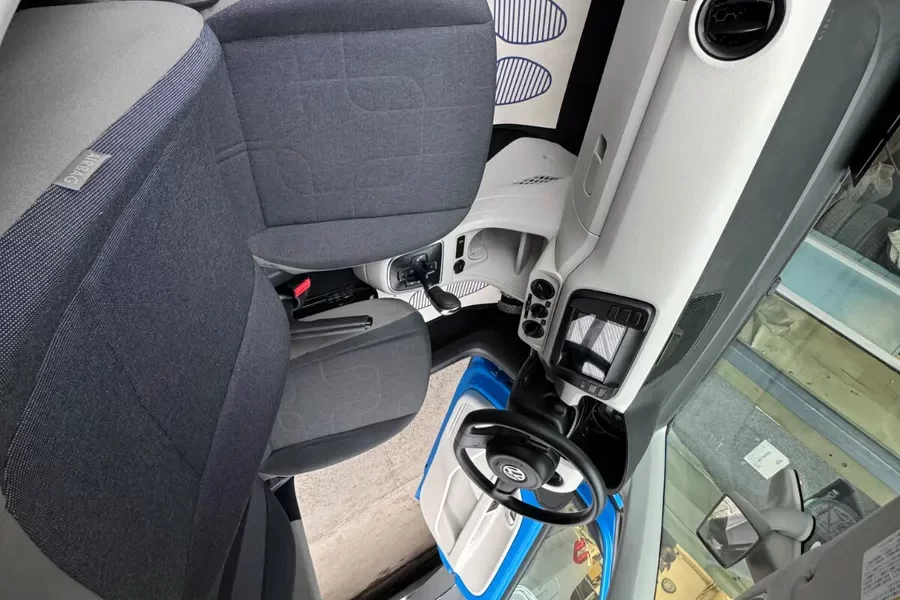 Volkswagen UP 1L Automatic16