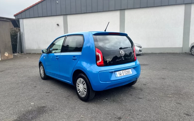 Volkswagen UP 1L Automatic6