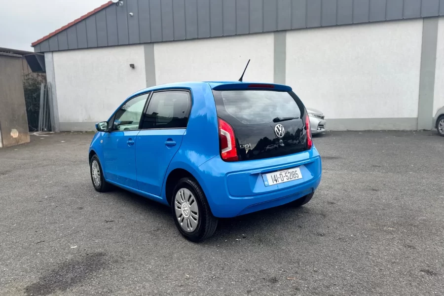 Volkswagen UP 1L Automatic6