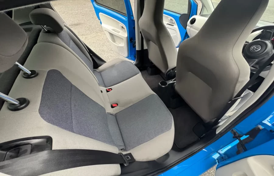 Volkswagen UP 1L Automatic9